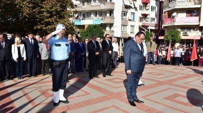 Atat&uuml;rk&rsquo;&uuml;n Nazilli&rsquo;ye Gelişi Ve S&uuml;merbank&rsquo;ın A&ccedil;ılışı T&ouml;renle Kutlandı