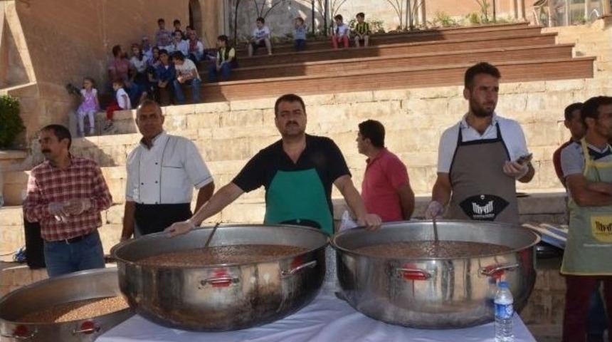 Mardin M&uuml;zesinde Aşure Etkinliği