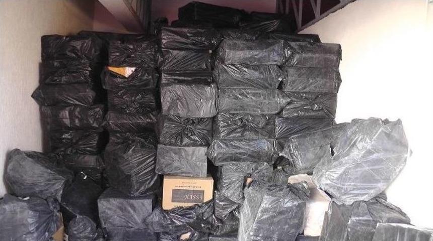 Uşak&rsquo;ta Ka&ccedil;ak Sigara Operasyonu