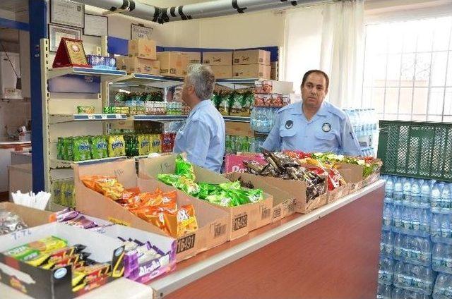 Kuşadası&rsquo;nda Zabıta Ekiplerinden Kantin Denetimi 2