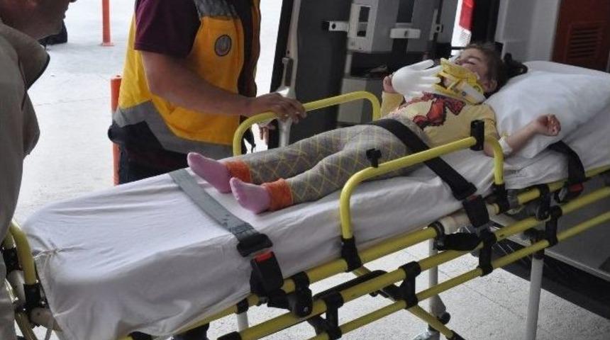 Balkondan D&uuml;şen 3 Yaşındaki &Ccedil;ocuk Yaralandı