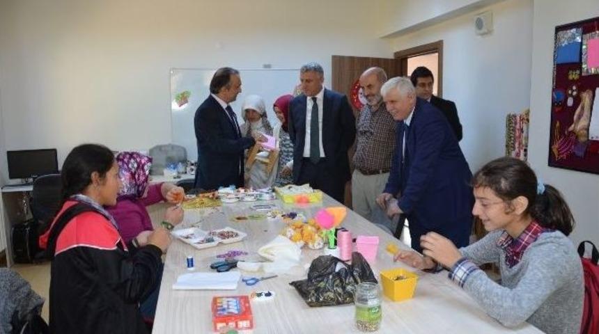 Başkan Sarıalioğlu &Ouml;zel Eğitim &Ouml;ğrencileriyle Buluştu