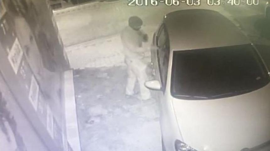 (&ouml;zel Haber) 50 Saniyede Ara&ccedil;tan Hırsızlık Kamerada