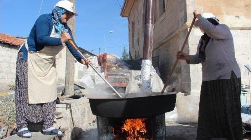 Osmanlı&rsquo;nın &rsquo;k&ouml;ft&uuml;r&rsquo;&uuml;n&uuml; Nevşehirli Kadınlar Yaşatıyor
