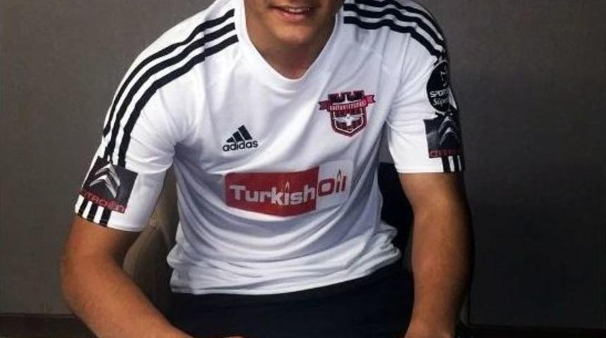 Alpay Ko&ccedil;aklı Gaziantepspor&rsquo;un Milli Gururu Oldu