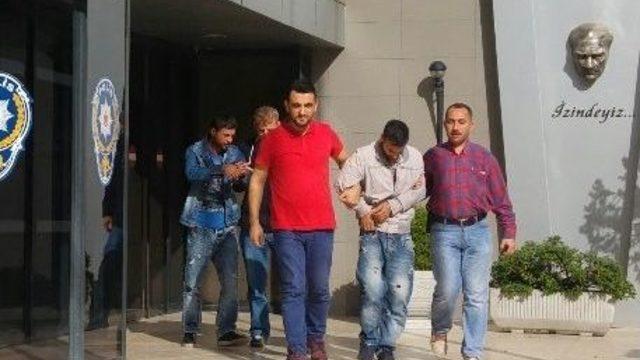 kredi Kartınıza Ücret İadesi Yapacağız Deyip 32 Bin Lirasını Dolandırdılar