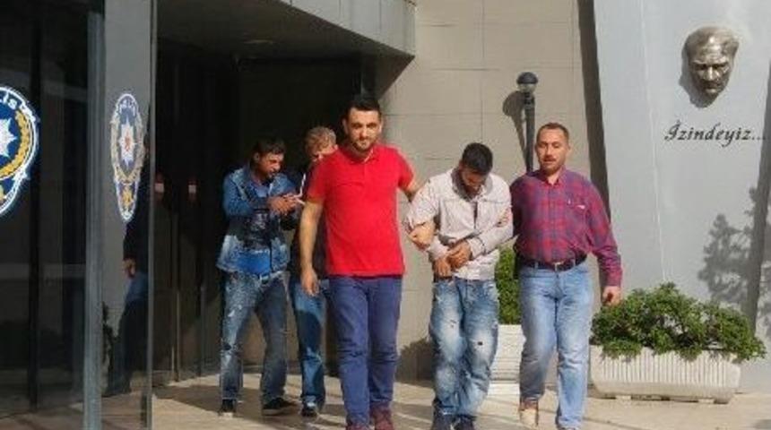 "kredi Kartınıza Ücret İadesi Yapacağız" Deyip 32 Bin Lirasını Dolandırdılar