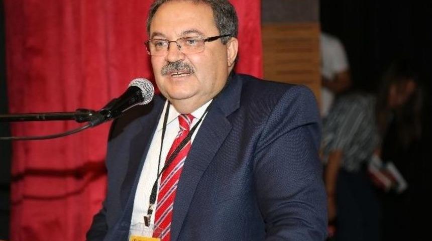 Rekt&ouml;r Doğru, &lsquo;yeraltı Zenginlikleri Ve Enerji Konferansına&rsquo; Katıldı