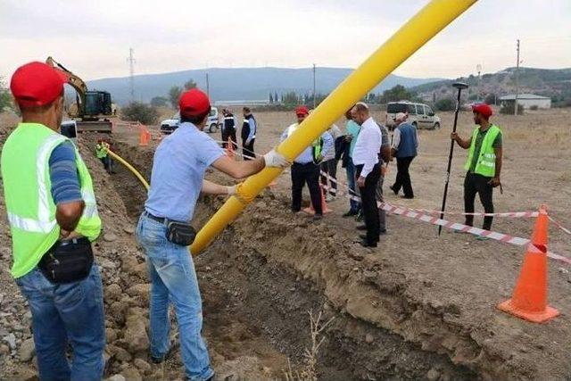 Kınık’ta Doğal Gaz Çalışmaları Başladı