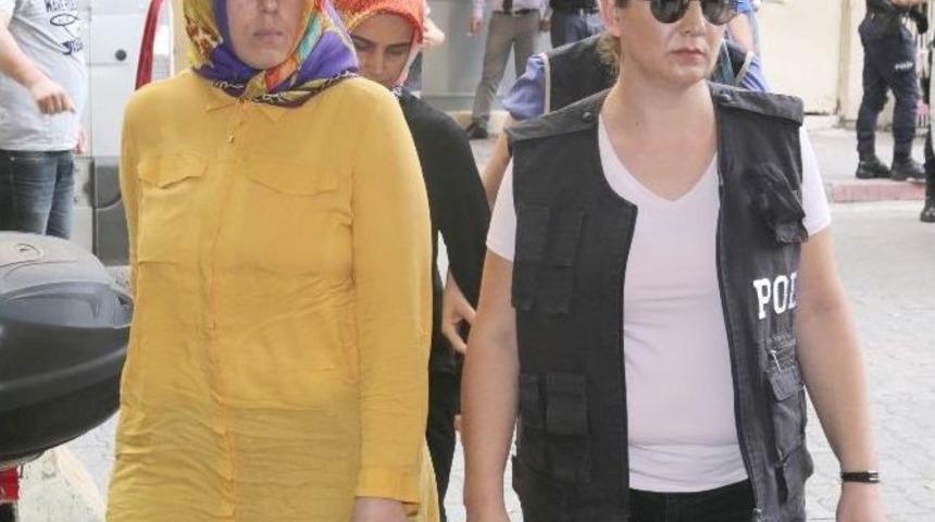 Fet&ouml; Operasyonunda G&ouml;zaltına Alınan 35 Kişi Adliyeye Sevk Edildi