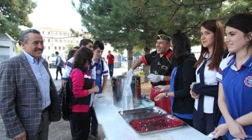 Başkan Tutal, Aşure Etkinliklerine Katıldı