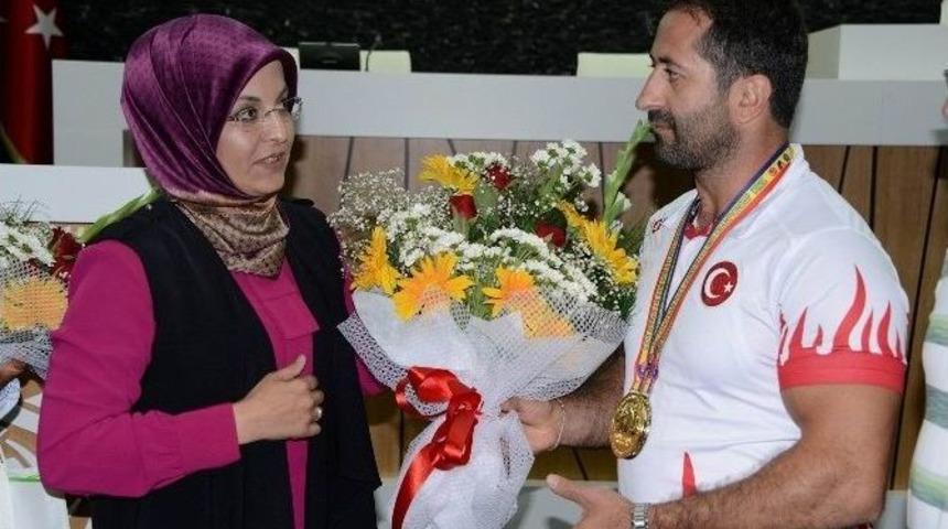 Fazıloğulları, Engelliler Bilek G&uuml;reşi D&uuml;nya 2.&rsquo;si Oldu