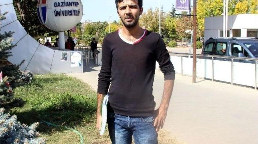 3 Rekt&ouml;r 2 Dekan Eskiten Gen&ccedil; 11 Yıldır &Uuml;niversite Okuyor