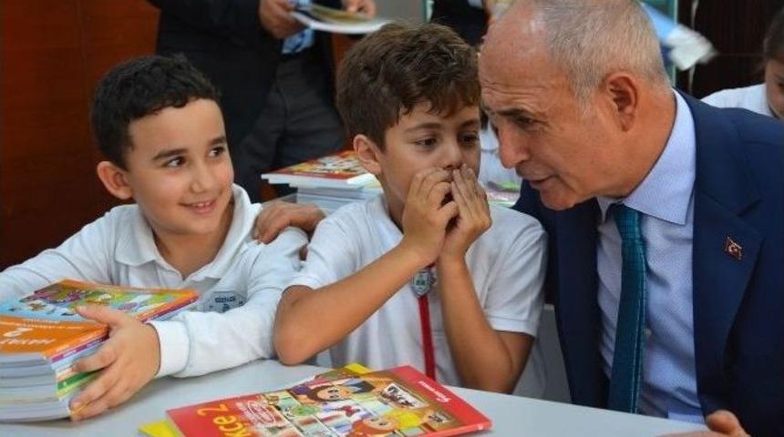 &rsquo;okulcu Hasan&rsquo;dan 4 Yeni Okul Daha