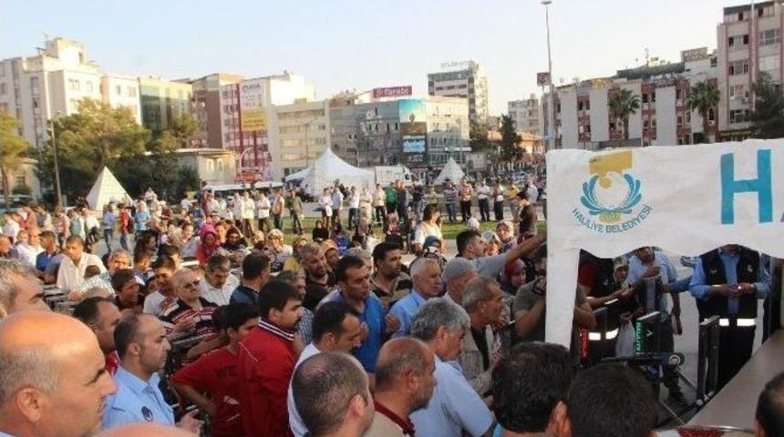 Şanlıurfa&rsquo;da 2 Bin Kişiye Aşure İkramı