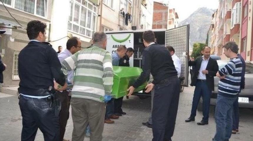 &Ccedil;atıdan D&uuml;şen İş&ccedil;i &Ouml;ld&uuml;