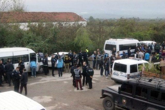 Sakarya’da 300 Polisle Şafak Baskını 1