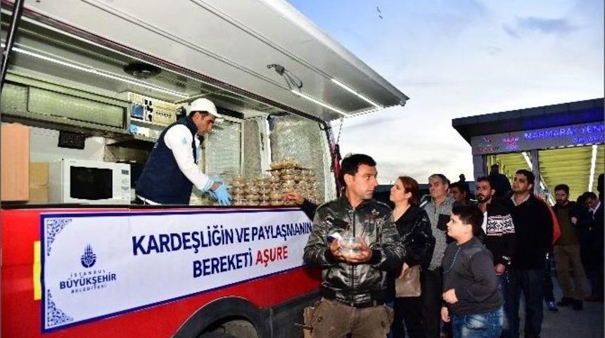 İbb&rsquo;den 20 Meydanda Aşure İkramı