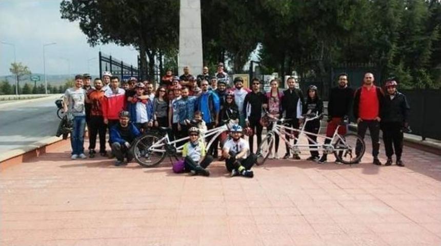 G&ouml;rme Engelliler Şehri Derya Parkına Pedal &Ccedil;evirdi