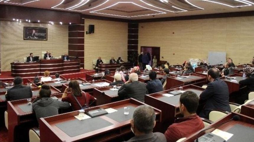 Erzurum Valiliğinde Halk G&uuml;n&uuml;