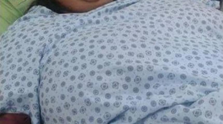 Mide K&uuml;&ccedil;&uuml;ltme Ameliyatından Sonra &Ouml;len Kadın Defnedildi