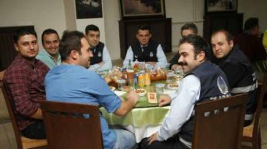 Odunpazarı Zabıta M&uuml;d&uuml;rl&uuml;ğ&uuml; Personelleri Yemekte Bir Araya Geldi