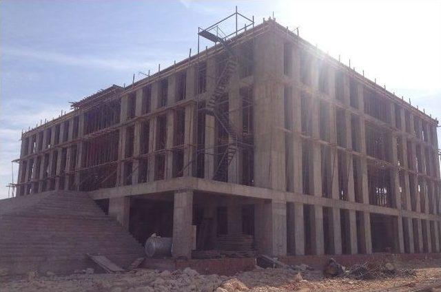 Mardin&rsquo;de Cami İnşaatları S&uuml;r&uuml;yor 1