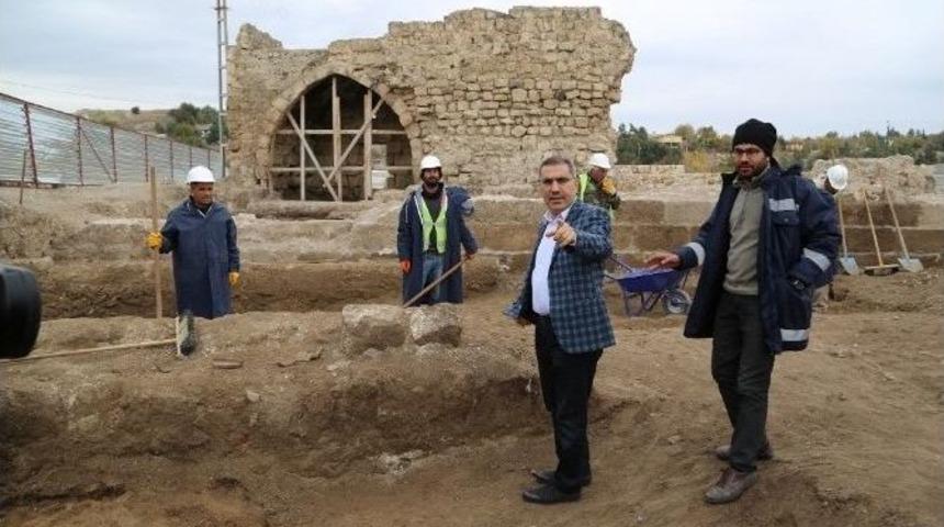 Misis&rsquo;te Kazılar Devam Ediyor