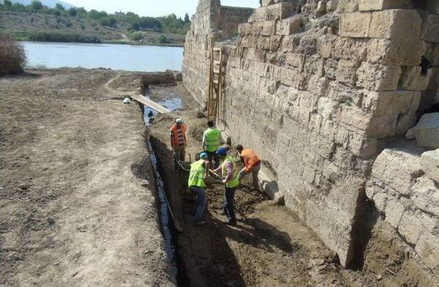 Misis&rsquo;te Kazılar Devam Ediyor 2