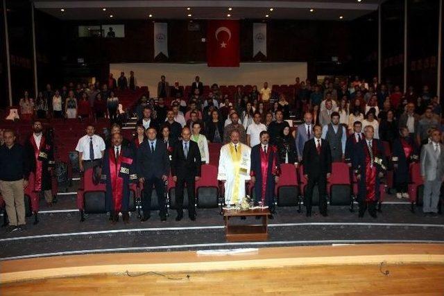 Veteriner Hekim Adayları &Ouml;nl&uuml;klerini Giydi 1