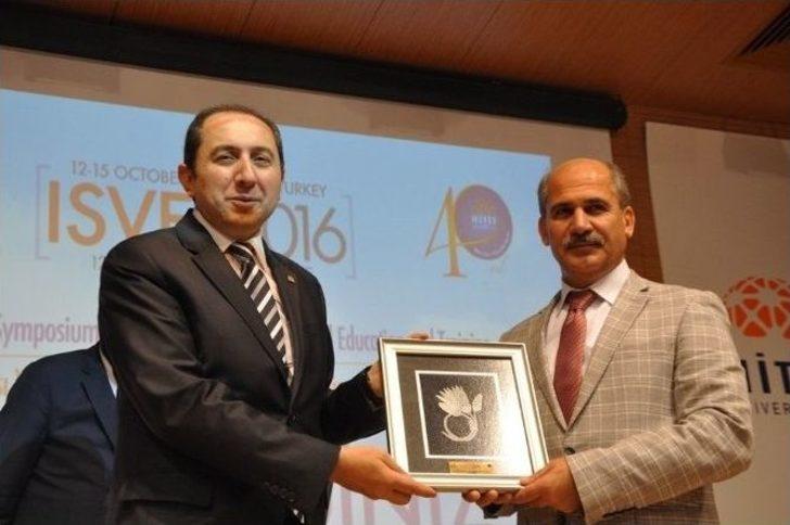 Hitit’ten Uluslararası Yüksek Öğretimde Mesleki Eğitim Ve Öğretim Sempozyumu G2