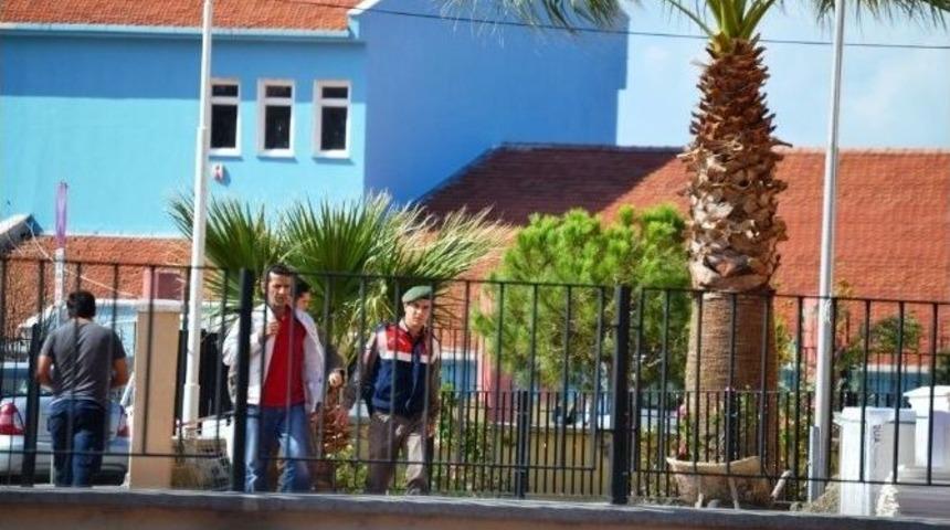 İ&ccedil; &Ccedil;amaşırında Kokain İle Yakalandı