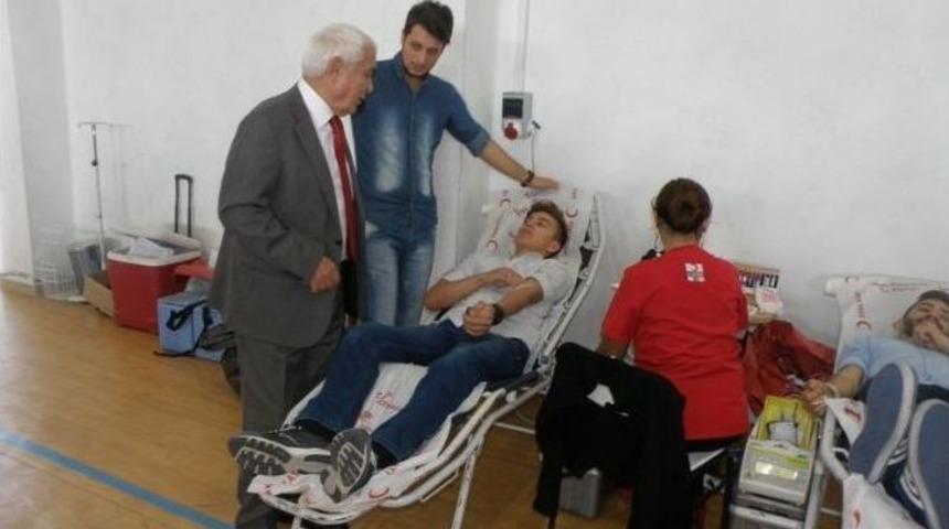 Alaplı Myo&rsquo;da Kan Bağışı Kampanyası D&uuml;zenlendi