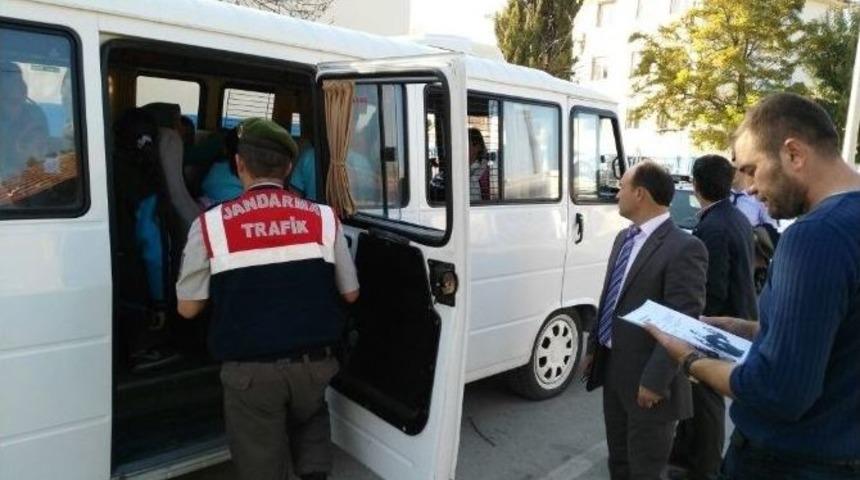 Jandarma, Okul Servislerini Denetledi