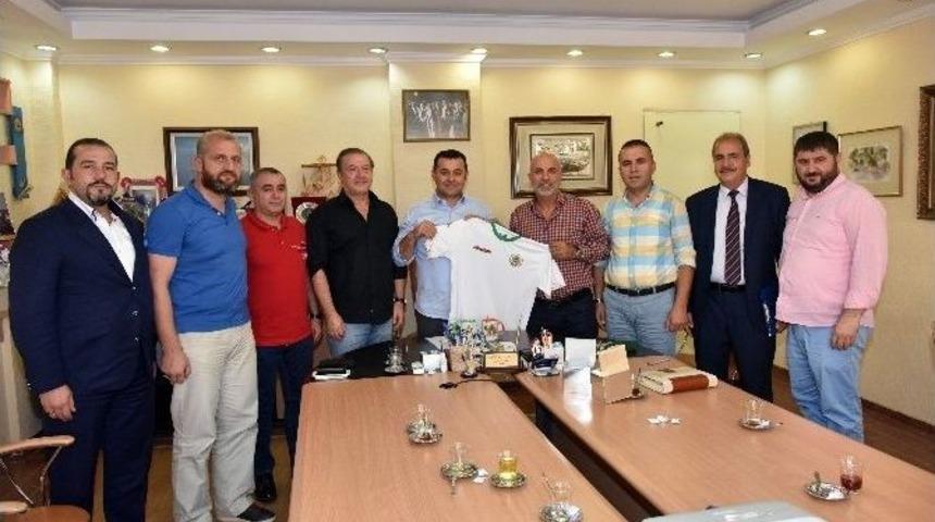 Alanyaspor&rsquo;dan Başkan Y&uuml;cel&rsquo;e Teşekk&uuml;r Ziyareti