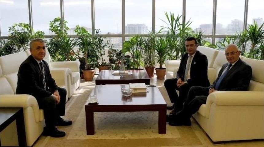 Rekt&ouml;r Bilgi&ccedil;&rsquo;e Tebrik Ziyaretleri