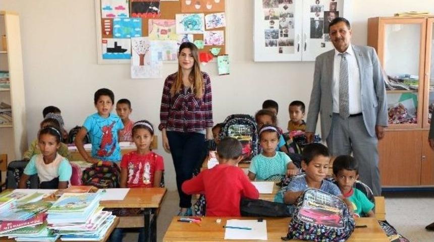 Harran Belediye Başkanı &Ouml;zyavuz&rsquo;un Eğitime Desteği S&uuml;r&uuml;yor