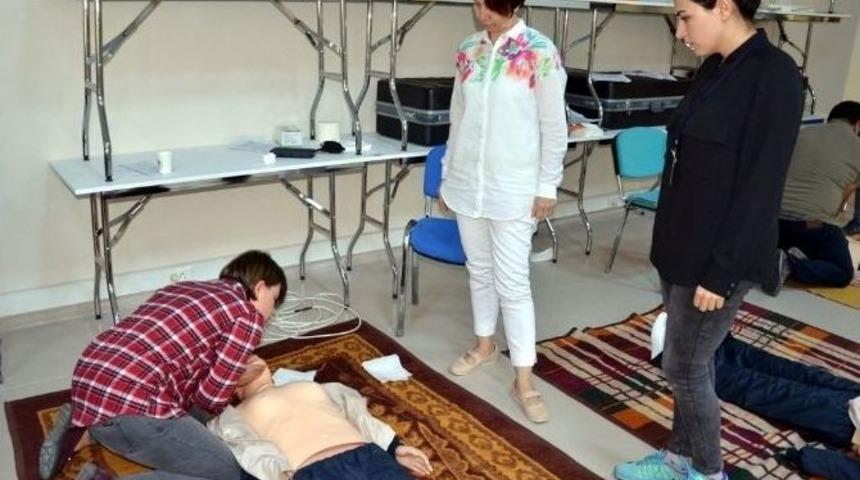 Nk&uuml; Personeline İlk Yardım Eğitimi Verildi