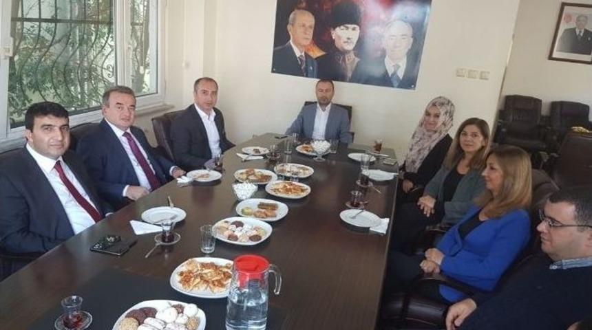Kaymakam &Ouml;zt&uuml;rk&rsquo;ten Mhp&rsquo;ye Ziyaret