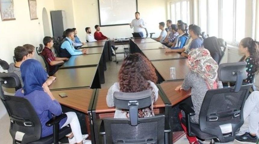 Dicle Elektrik &Ccedil;alışanlarına İş G&uuml;venliği Eğitimi