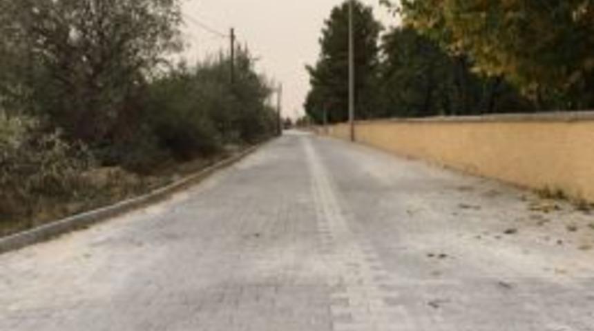 Ayrancı&rsquo;da Bah&ccedil;e Yollarına Kilitli Taş D&ouml;şeniyor