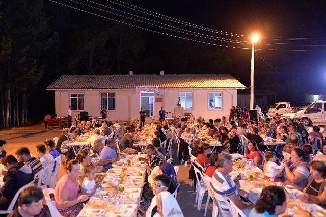 Başkan Uysal,muharrrem Lokmasına Katıldı