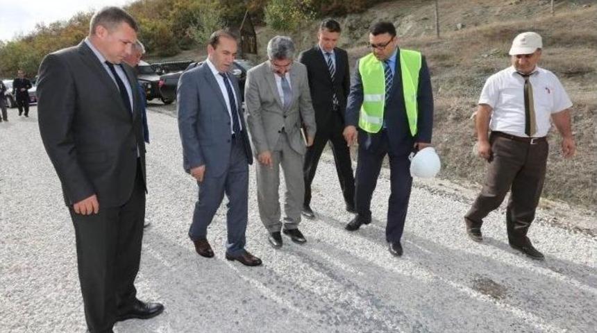Vali Işık&rsquo;tan K&ouml;ylerde İnceleme