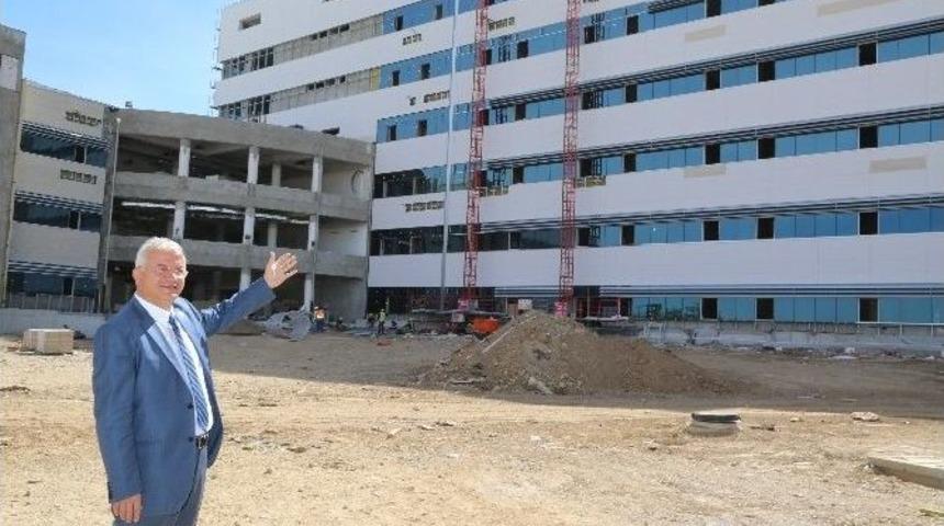 Torbalı&rsquo;da Yeni Hastane Bitişiğine Avm M&uuml;jdesi