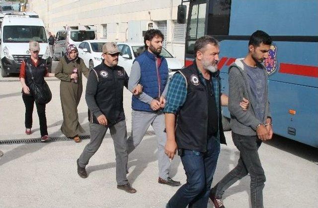 Fet&ouml;&rsquo;n&uuml;n &Ouml;ğrenci Abileri Ve &Ouml;ğretmenleri Adliyeye Sevk Edildi 1