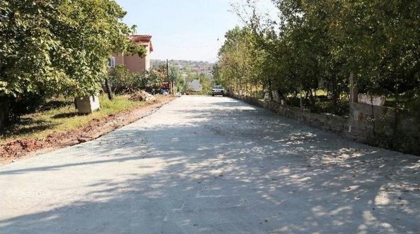 Başiskele&rsquo;de Yollar Betonla Kaplandı