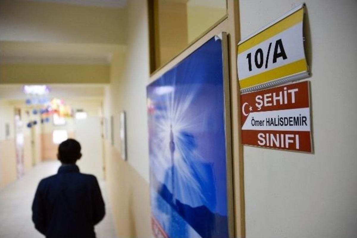 Bu Okulun T&uuml;m Sınıflarına Şehitlerin Adları Verildi