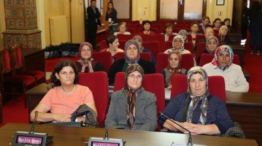 Edirneli Kadınların Kent Gezileri S&uuml;r&uuml;yor