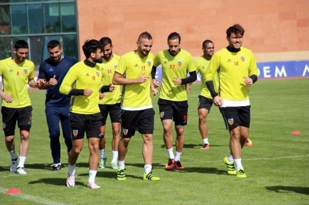 Kayserispor, Beşiktaş&rsquo;a Bileniyor