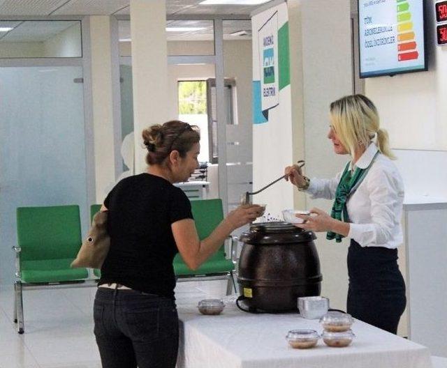 Clk Akdeniz Elektrik&rsquo;ten &lsquo;aşure&rsquo; İkramı 1